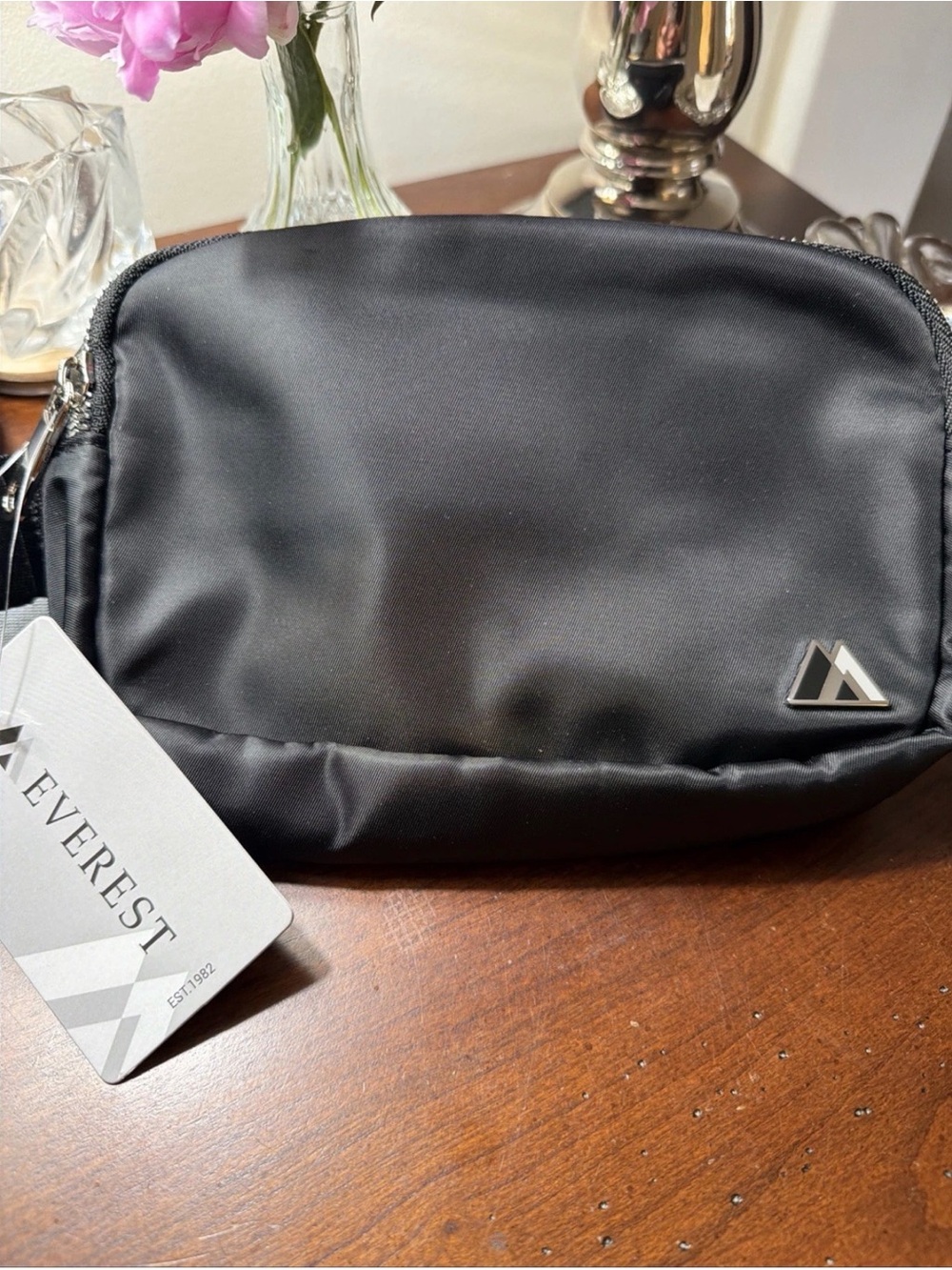Everest WP1000-BK Premium Waist Pack in Black NWT